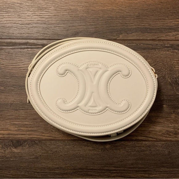 Celine Oval Bag Cuir Triomphe in White Smooth Calfskin - Picture 4 of 14